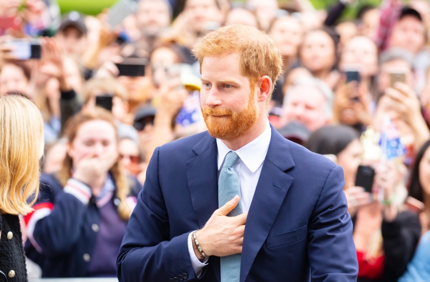 Ανεπιθύμητος ο πρίγκιπας Χάρι στη Στέψη του Βασιλιά Καρόλου 
