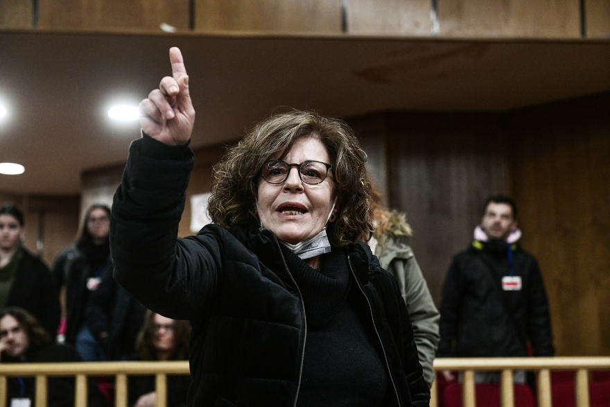 Δίκη Χρυσής Αυγής: Επεισόδιο με τον Λαγό - Επιτέθηκε στη Μάγδα Φύσσα