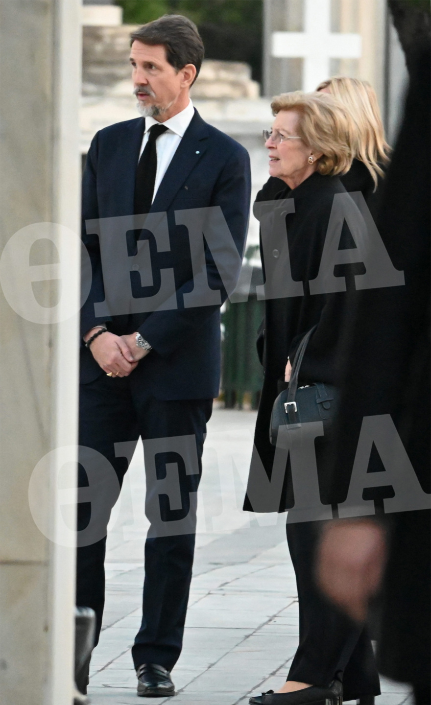 Τέως βασιλιάς Κωνσταντίνος: Στην Ελλάδα για την κηδεία του παππού τους τα παιδιά του Παύλου και της Μαρί Σαντάλ