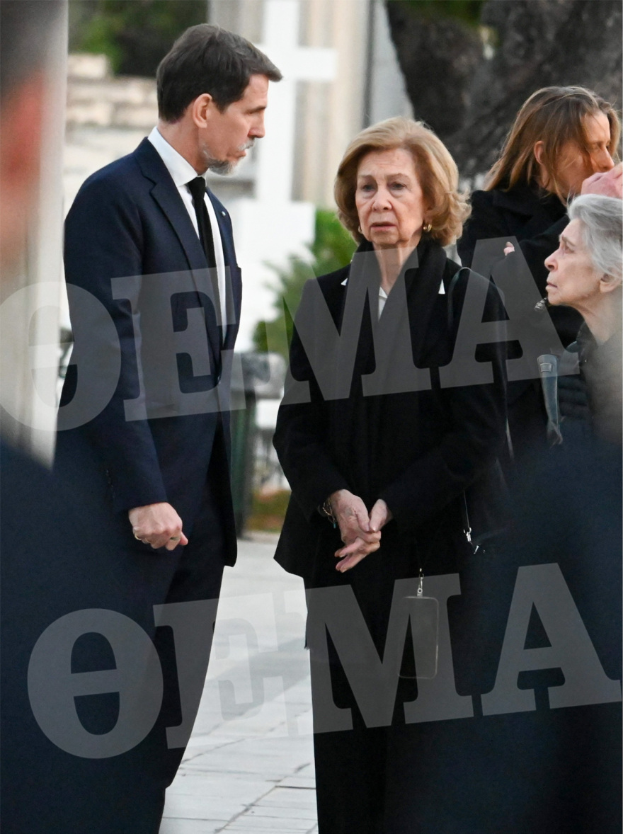 Τέως βασιλιάς Κωνσταντίνος: Στην Ελλάδα για την κηδεία του παππού τους τα παιδιά του Παύλου και της Μαρί Σαντάλ