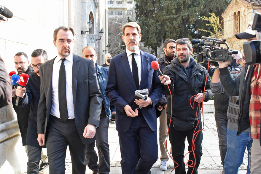 Τέως βασιλιάς Κωνσταντίνος: Στη Μητρόπολη για τις λεπτομέρειες της κηδείας οι γιοι του, Νικόλαος και Παύλος