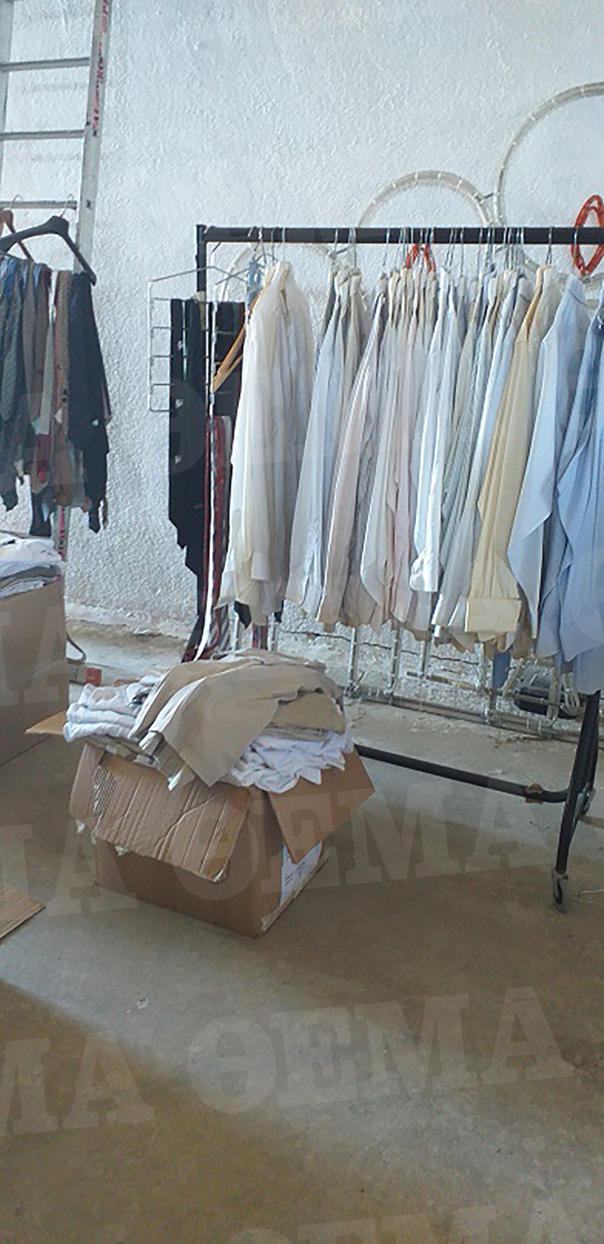 Κωνσταντίνος: Μετά την πώληση της βίλας του στο Πόρτο Χέλι, δώρισε όλα τα κοστούμια του στους κατοίκους