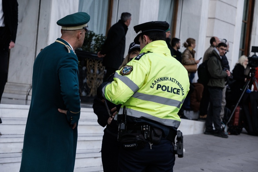 Κηδεία τέως βασιλιά: Δρακόντεια μέτρα ασφαλείας - Οι αφίξεις των εστεμμένων στη Μεγάλη Βρεταννία (φωτογραφίες)