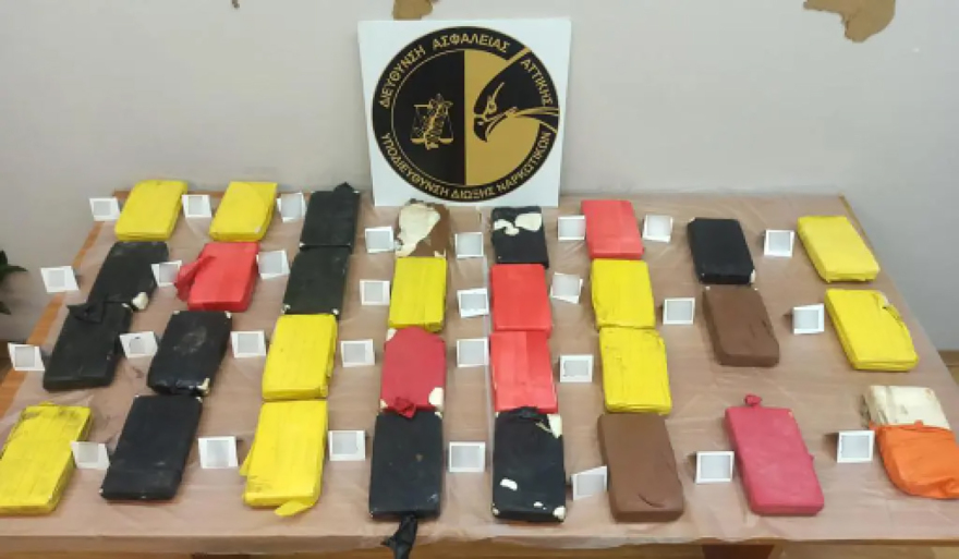 Τα 32 κιλά κοκαϊνης που πιάστηκαν στον Πειραιά και το modus operandi των διακινητών από Βραζιλία και Νιγηρία