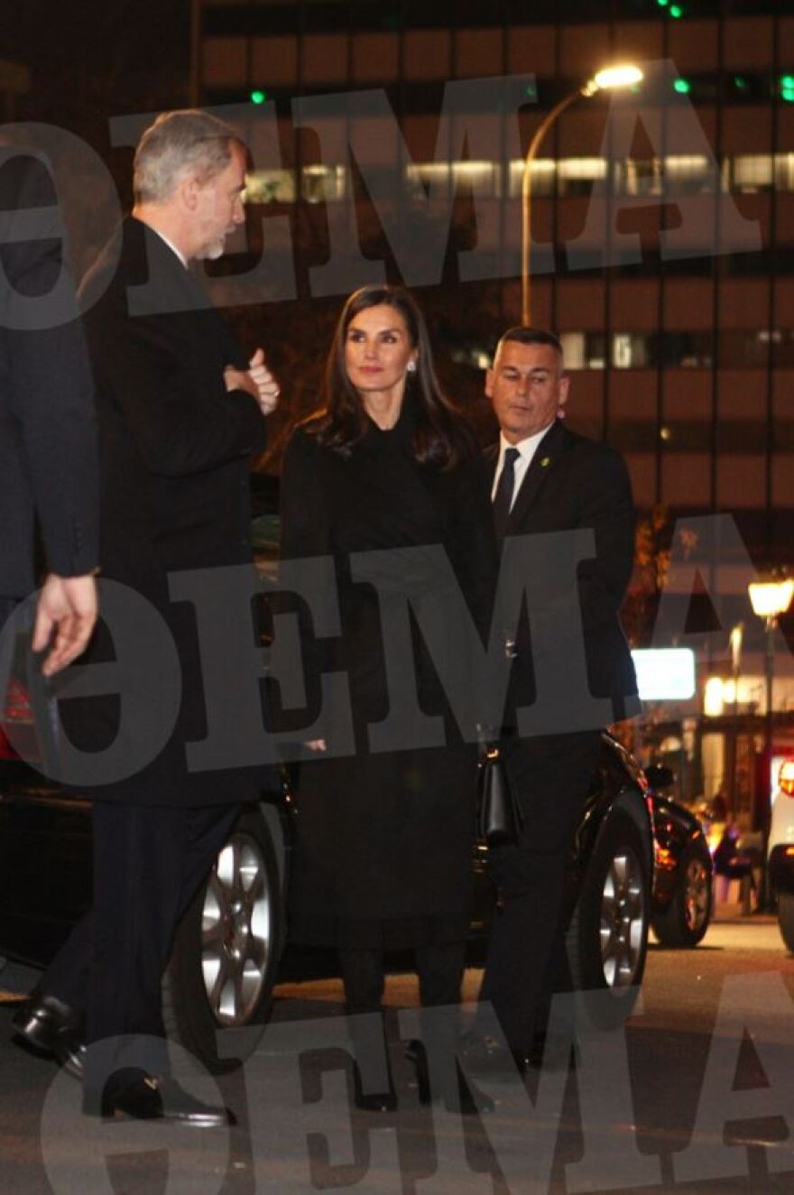 Φωτογραφίες: Ανακωχή για Μαρί Σαντάλ και βασίλισσα Λετίθια - Περπατούν ξανά «αγκαζέ» και χαμογελαστές