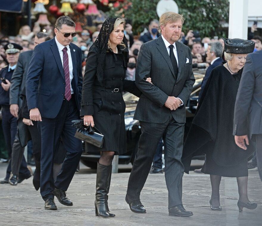 Τέως βασιλιάς Κωνσταντίνος - Γαλλία: Τι γράφει ο Τύπος για την κηδεία του