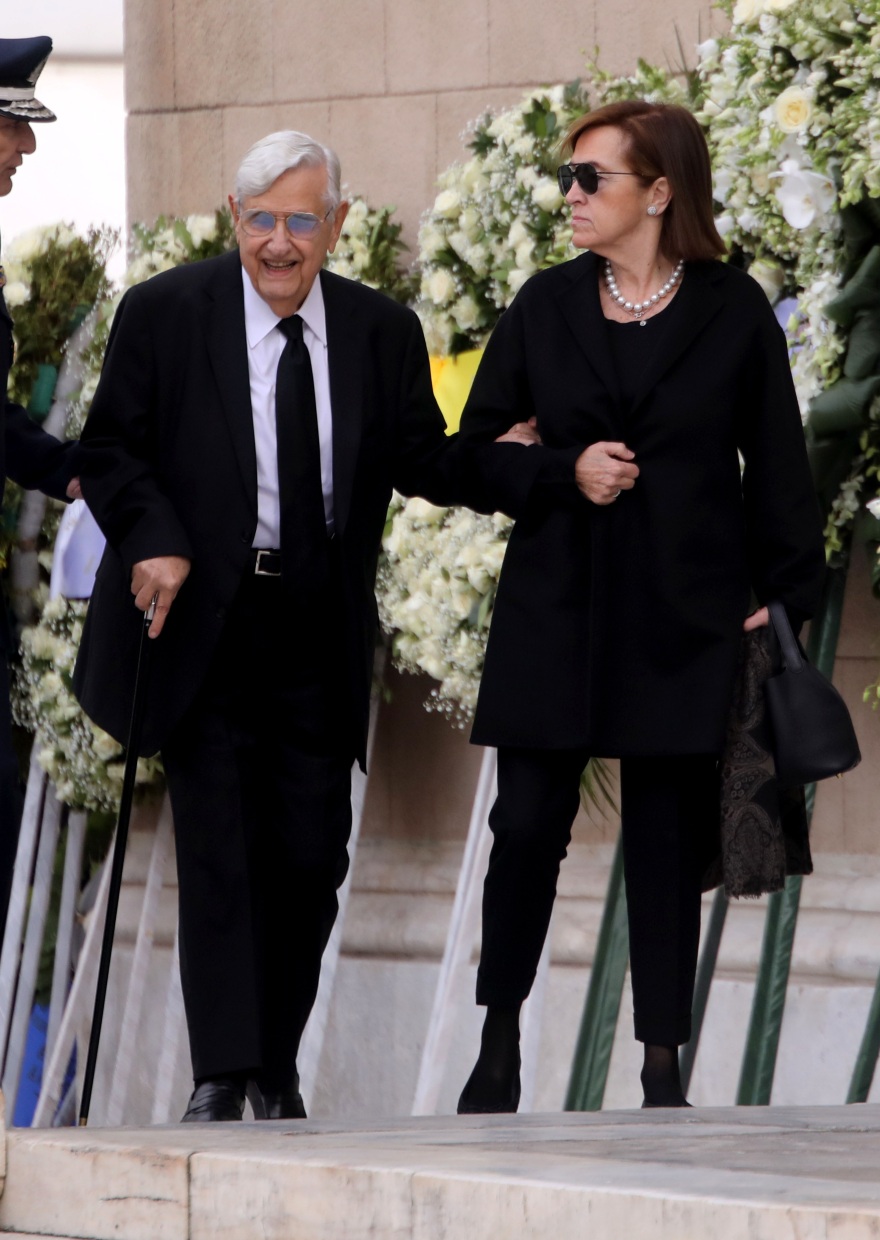 Κηδεία Κωνσταντίνου: Όλοι όσοι βρέθηκαν στην Μητρόπολη Αθηνών