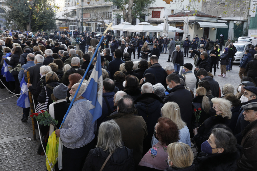 Τέως βασιλιάς Κωνσταντίνος: Το τελευταίο αντίο σε 50 φωτογραφίες - Ο θρήνος της Άννας Μαρίας και των παιδιών του