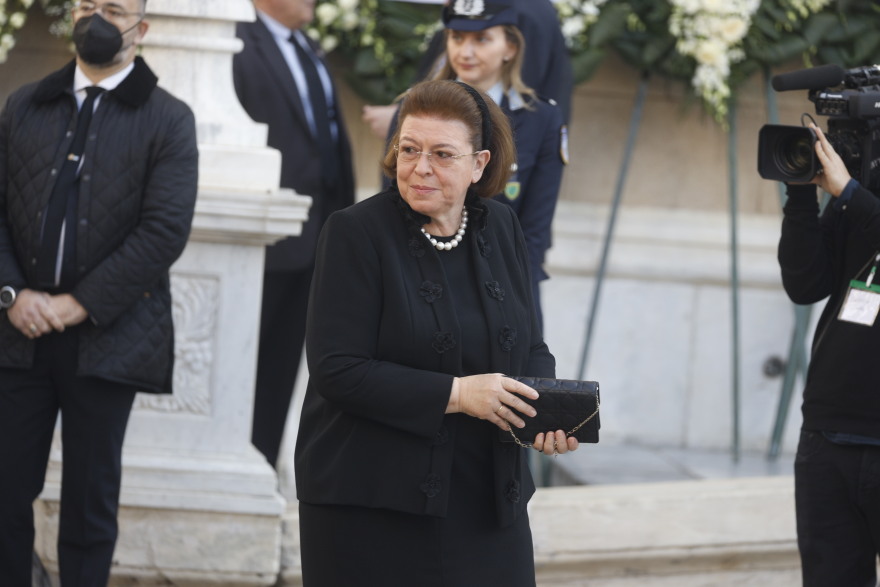 Κηδεία τέως βασιλιά Κωνσταντίνου: Οι ελληνικές παρουσίες - Δείτε φωτογραφίες