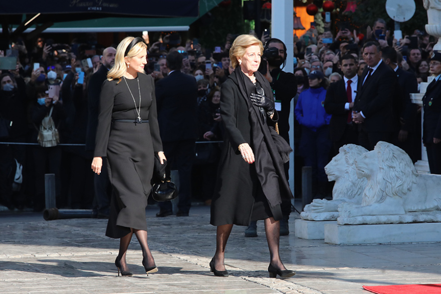 Κηδεία Κωνσταντίνου: Όλοι όσοι βρέθηκαν στην Μητρόπολη Αθηνών