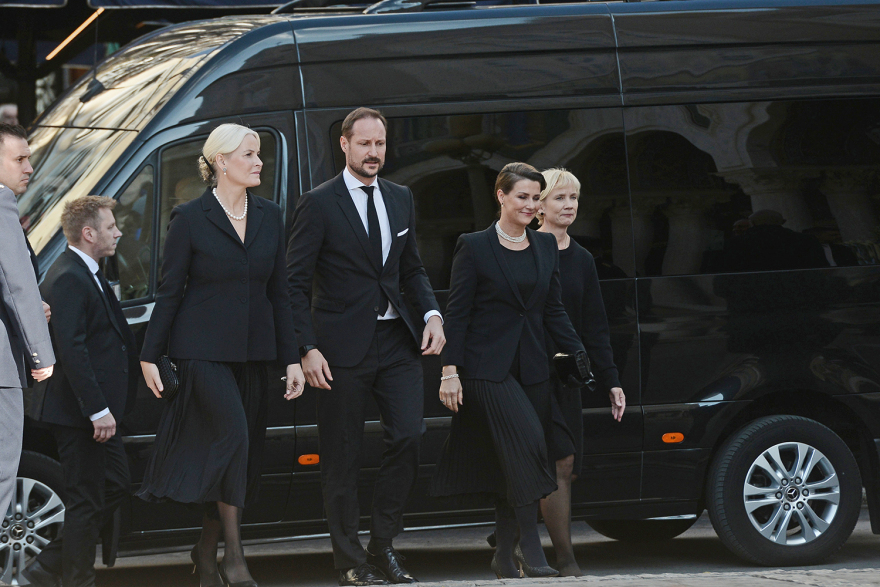 Κηδεία Κωνσταντίνου: Όλοι όσοι βρέθηκαν στην Μητρόπολη Αθηνών