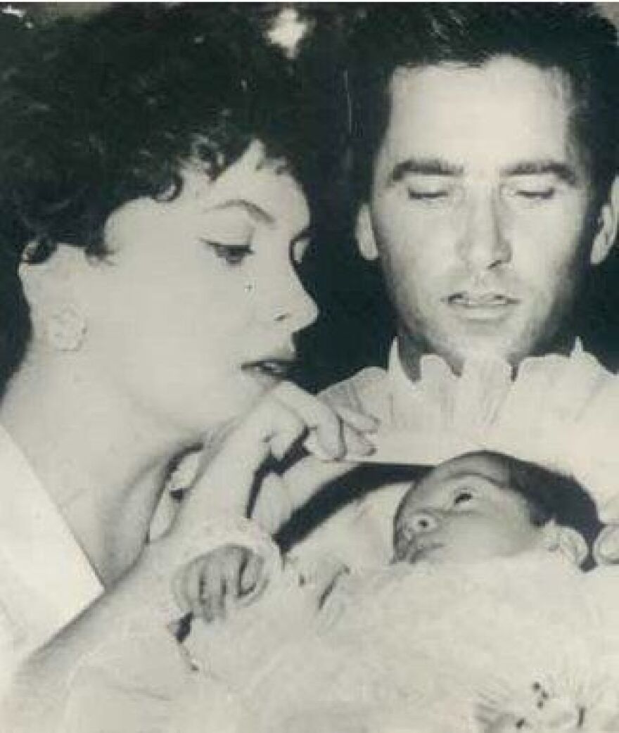 Τζίνα Λολομπρίτζιτα: Η πολυτάραχη ερωτική της ζωή της -  Από τον Φρανκ Σινάτρα μέχρι τον Φιντέλ Κάστρο