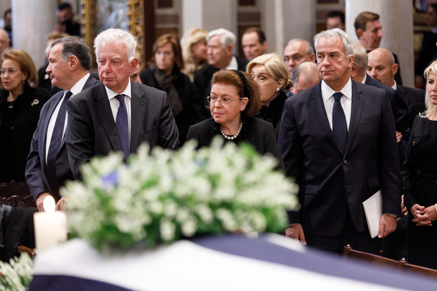 Τέως βασιλιάς Κωνσταντίνος: Το τελευταίο αντίο σε 50 φωτογραφίες - Ο θρήνος της Άννας Μαρίας και των παιδιών του