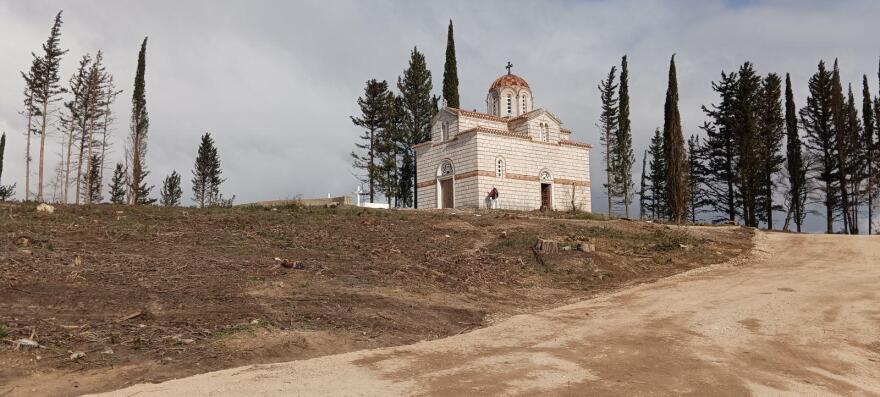 Τέως βασιλιάς Κωνσταντίνος-Τατόι: Εικόνες από τη μεταμόρφωση - εξπρές για την τελετή της ταφής του 