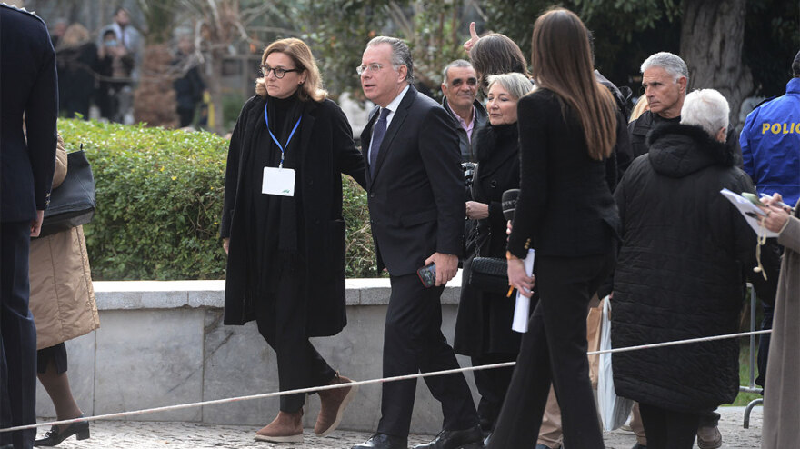 Κηδεία τέως βασιλιά Κωνσταντίνου: Οι ελληνικές παρουσίες - Δείτε φωτογραφίες