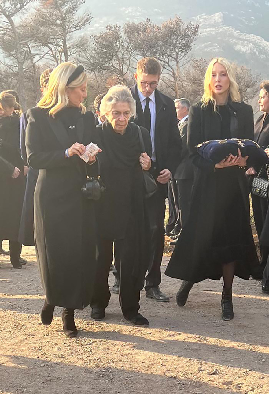 Τέως βασιλιάς Κωνσταντίνος: Το τελευταίο αντίο σε 50 φωτογραφίες - Ο θρήνος της Άννας Μαρίας και των παιδιών του