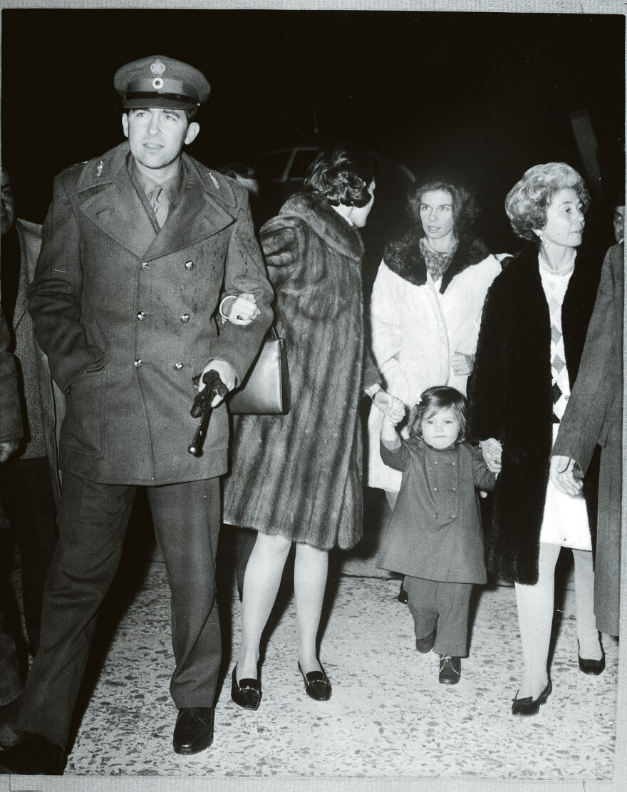 Κωνσταντίνος Β’: O τελευταίος βασιλιάς και οι ταραγμένες στιγμές της Ιστορίας