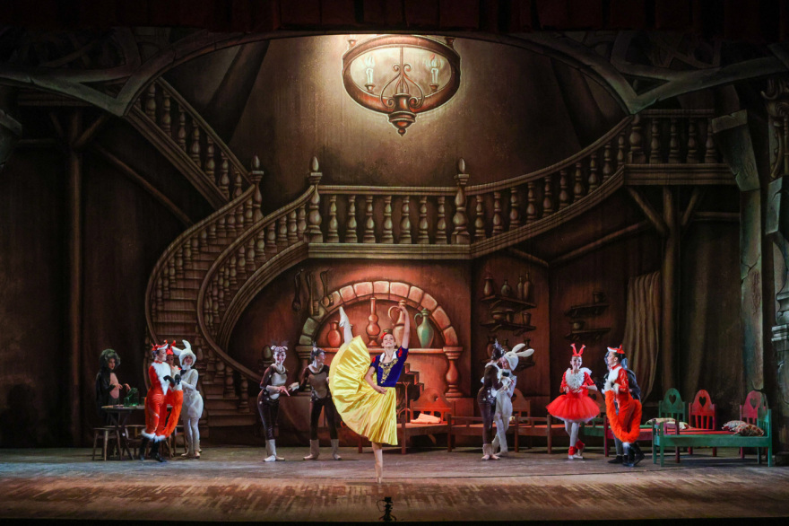 Η Χιονάτη και οι 7 νάνοι