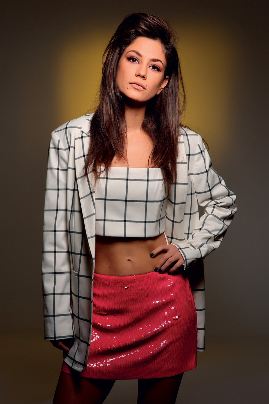 Αντριάνα Ανδρέοβιτς: Από τα ιδιαίτερα στα μαθηματικά στο θέατρο και την τηλεόραση