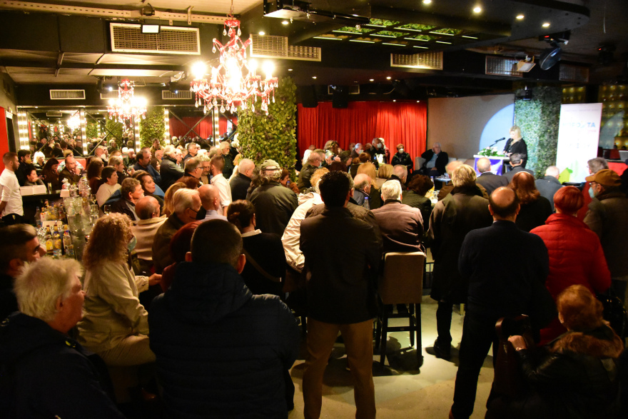 Σίλα Αλεξίου: Μαζί! Μπροστά για την Αίγινα - Ανακοίνωσε την υποψηφιότητά της για δήμαρχος