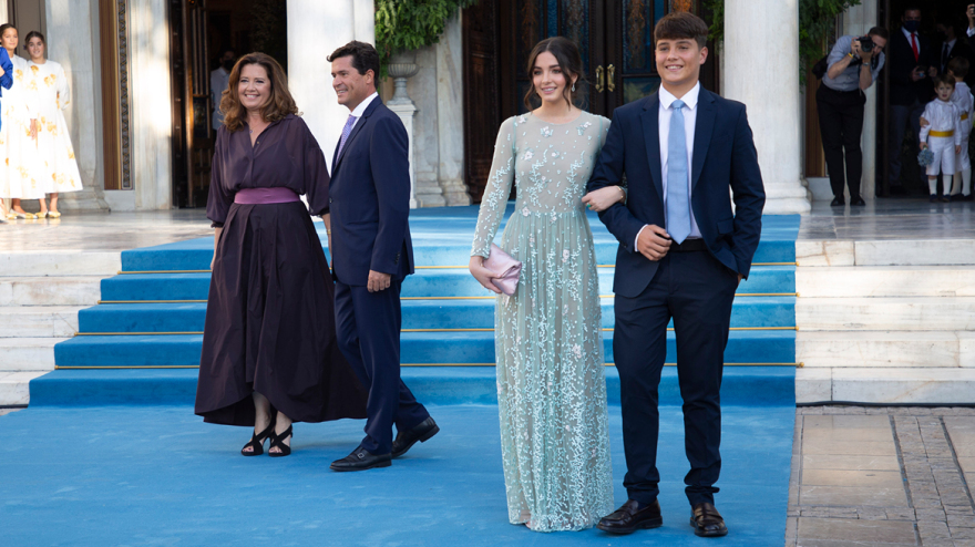 Αριέτα και Άννα Μαρία: Ποιες είναι οι δύο μεγάλες κόρες της Αλεξίας - Δείτε φωτογραφίες