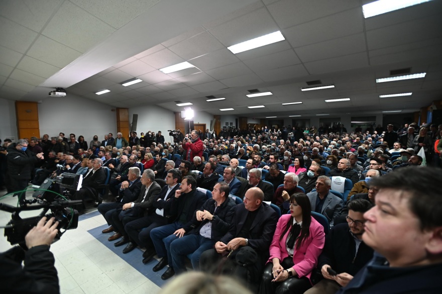 Ανδρουλάκης: Δεν είμαστε στην ίδια όχθη της ιστορίας με Μητσοτάκη και Τσίπρα