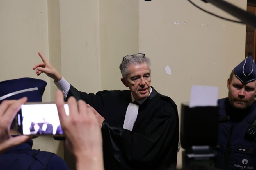 Εύα Καϊλή: Ολοκληρώθηκε η ακρόαση - Την είχαν στην απομόνωση χωρίς μπουφάν, είπε ο δικηγόρος της