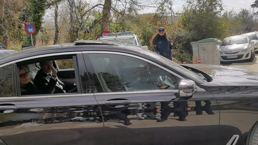 Τέως βασιλιάς Κωνσταντίνος: Στο Τατόι για το τρισάγιο η οικογένειά του 