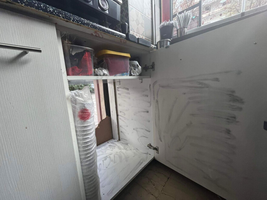 Θεσσαλονίκη: Βίντεο ντοκουμέντο από θρασύτατη διάρρηξη σε ψιλικατζίδικο 