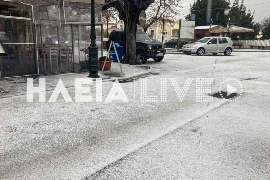 Καιρός: «Ντύθηκε» στα λευκά η Αρχαία Ολυμπία από τη σφοδρή χαλαζόπτωση