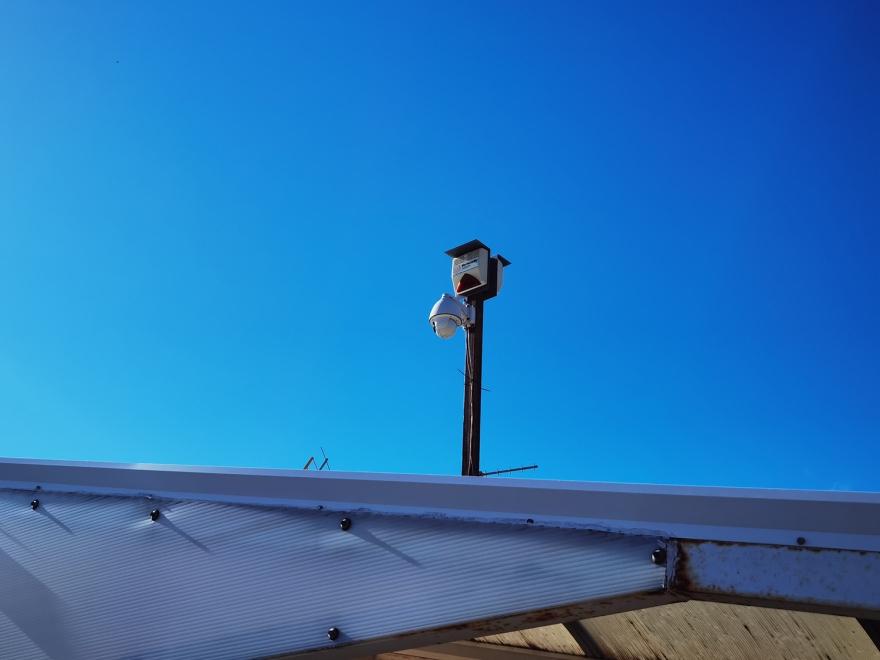 Ψευτογιατρός : «Φρούριο» το σπίτι του στα Καλύβια - Πωλούσε αλοιφές και στους γείτονές του