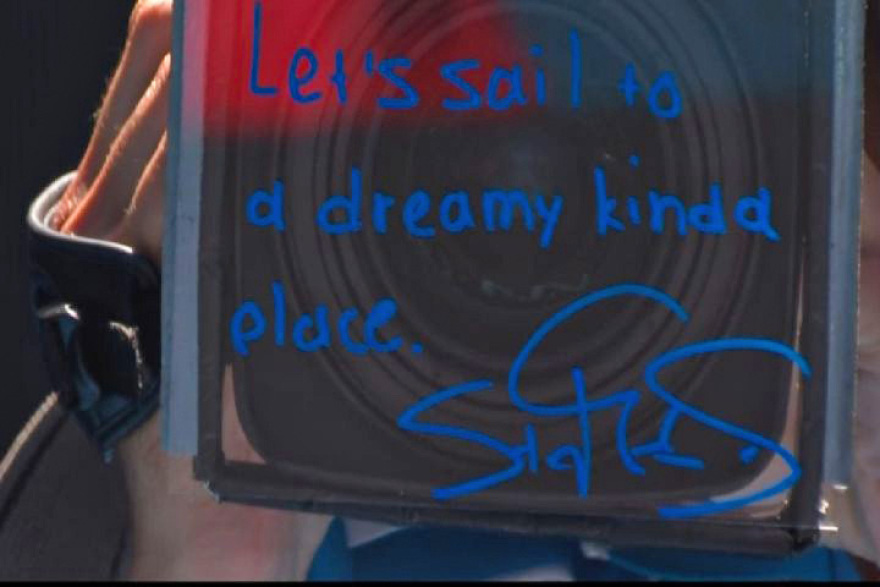 Το μήνυμα του... ταξιδιάρη Τσιτσιπά: «Σε ένα ονειρικό μέρος»