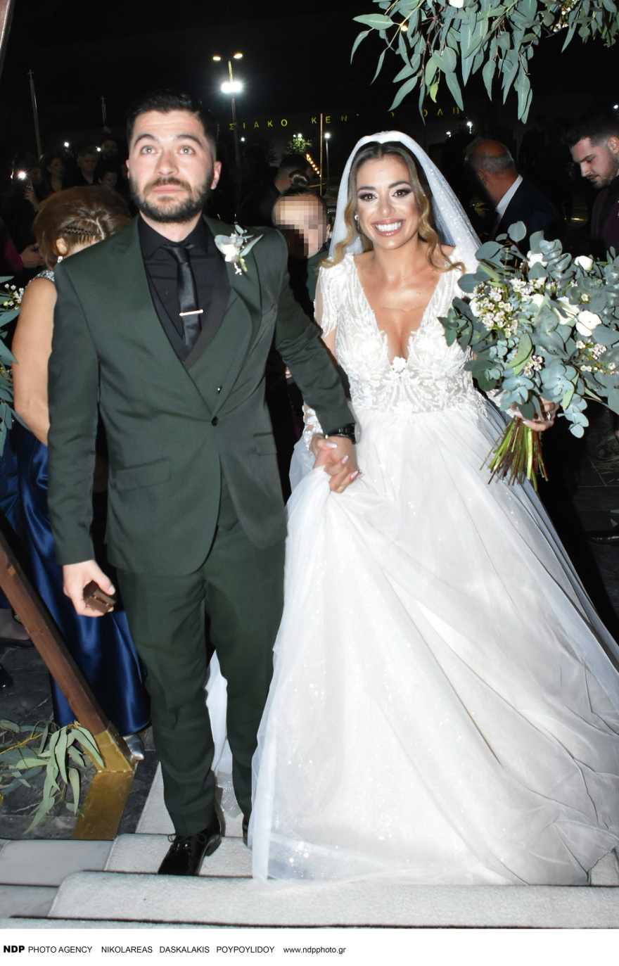 Άρης Τσάπης: Οι πρώτες δηλώσεις μετά τον γάμο του - «Με τέτοια σύζυγο ήταν αναμενόμενο να συγκινηθώ»