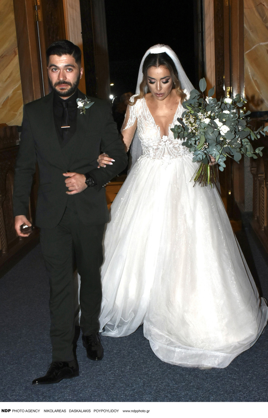 Άρης Τσάπης: Οι πρώτες δηλώσεις μετά τον γάμο του - «Με τέτοια σύζυγο ήταν αναμενόμενο να συγκινηθώ»