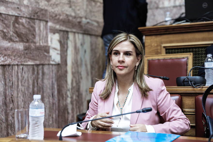 Ζωή Ράπτη στο «ΘΕΜΑ»: Ανοίγουν 106 νέες μονάδες ψυχικής υγείας