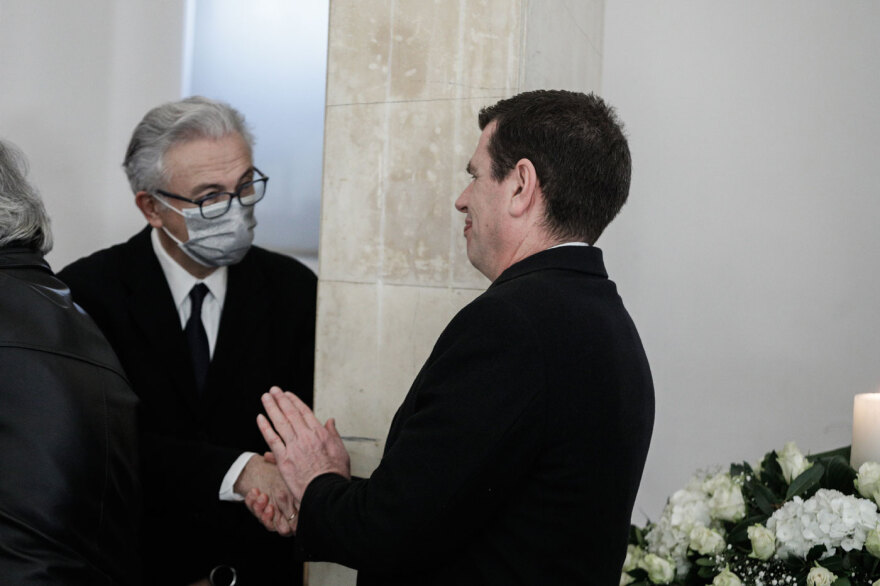 Αιμίλιος Ζαχαρέας: Στο Α' Νεκροταφείο η πολιτική κηδεία του οικονομολόγου