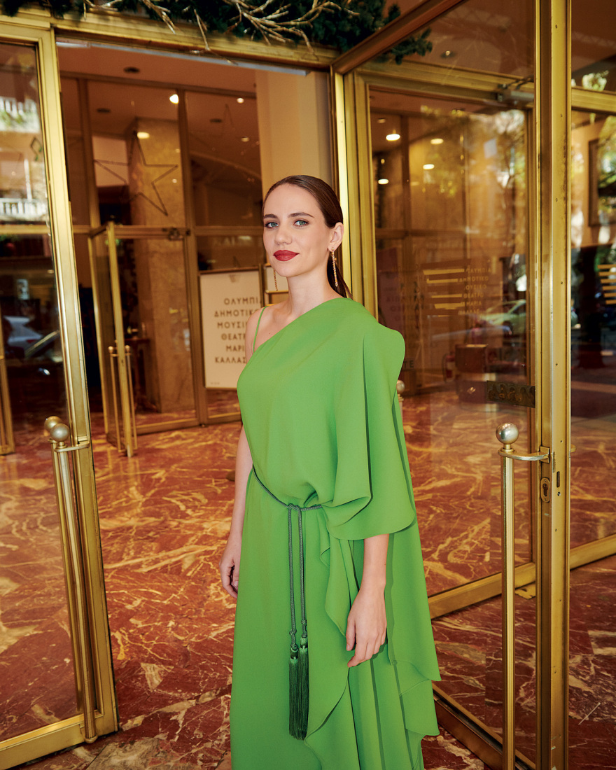 Φωτεινή Παπαθεοδώρου: «Όλοι μας έχουμε την ανάγκη να πιστεύουμε σε κάτι μεγαλύτερο από μας»