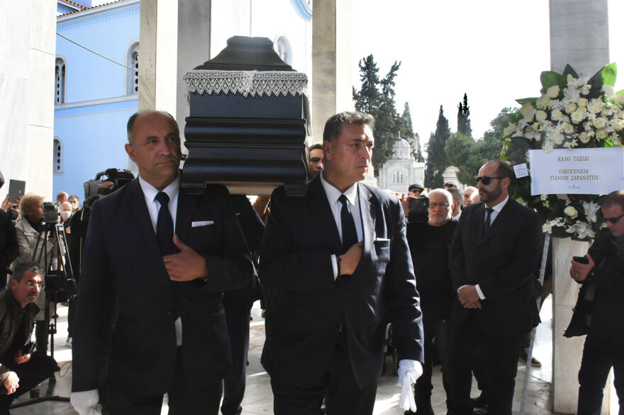 Νίκος Ξανθόπουλος: Υπό τους ήχους των αγαπημένων του τραγουδιών η αποτέφρωσή του