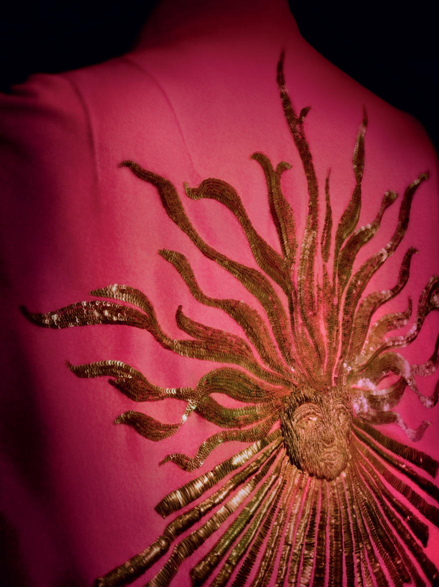 Ο σουρεαλιστικός κόσμος της Έλσα Σκιαπαρέλι