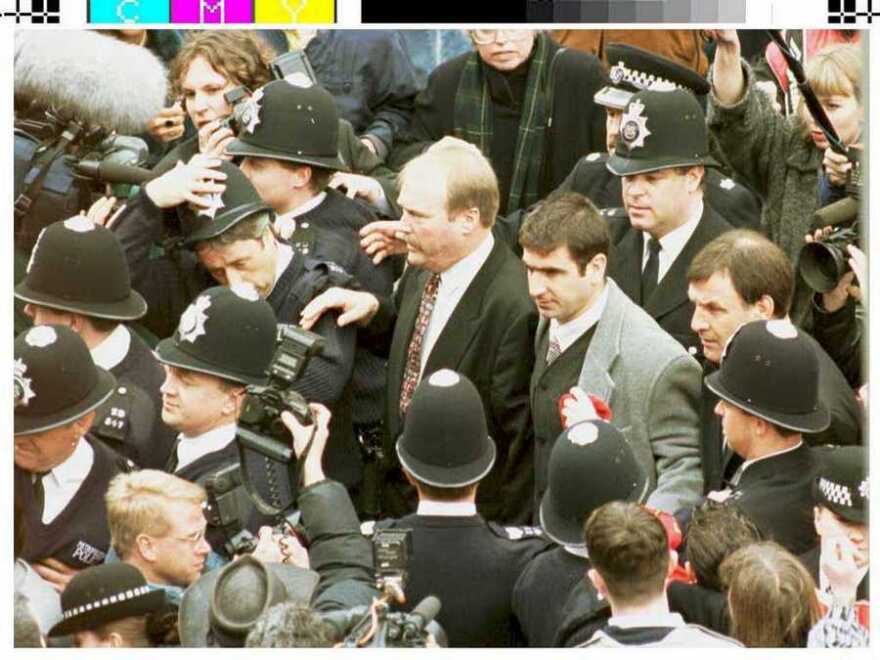 Καντονά: Η κλωτσιά που πέρασε στην… αθανασία!