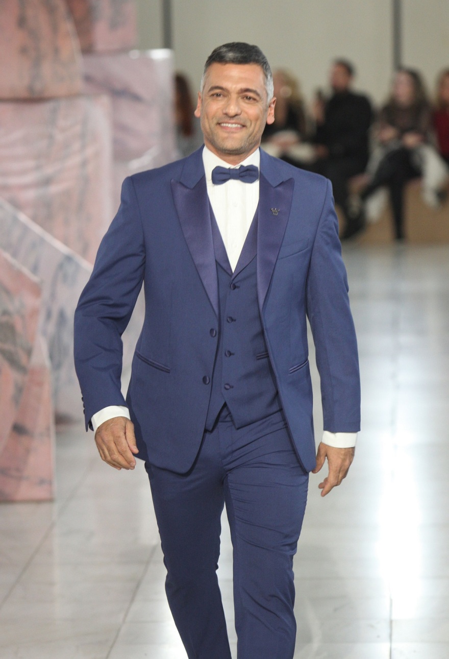 Στέλιος Κρητικός: «Aπό τη στιγμή που πήρα στα χέρια μου το πρώτο μου παιδί ένιωσα ευλογημένος»