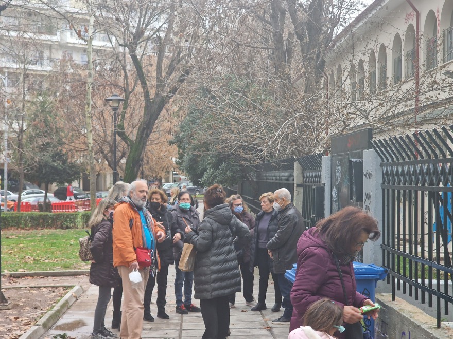 Θεσσαλονίκη: «Βγήκε από το αυτοκίνητο και τον κυνήγησε» - Ανησυχία μετά την καταγγελία για απόπειρα αρπαγής μαθητή