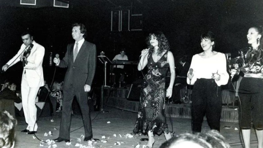 «Θέλω στα μπουζούκια απόψε να με πας» - Τα μεγαλύτερα ονόματα στις πίστες του 1977