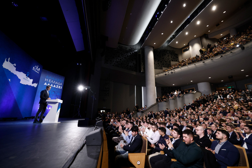 Η στρατηγική Μητσοτάκη για την πρόταση μομφής Τσίπρα στον δρόμο προς τις εκλογές