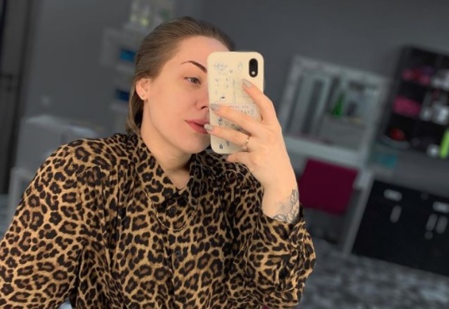 Ουκρανία: Ουκρανοί και Ουκρανές φορούν ρούχα λεοπάρ για να γιορτάσουν την αποστολή Leopard από τη Γερμανία