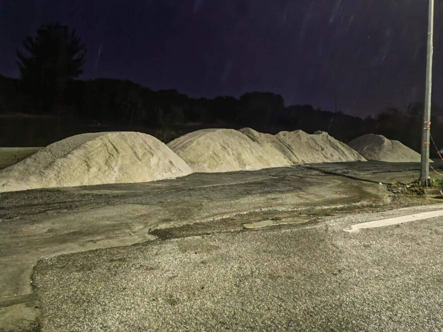 Κακοκαιρία: Στην κυκλοφορία μία λωρίδα στη λεωφόρο Ποσειδώνος - Πού υπάρχουν προβλήματα