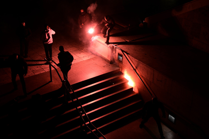 Αντιδράσεις της αντιπολίτευσης για την άδεια συγκέντρωσης της Χρυσής Αυγής στη Ρηγίλλης για τα Ίμια - Τι απαντά η Αστυνομία