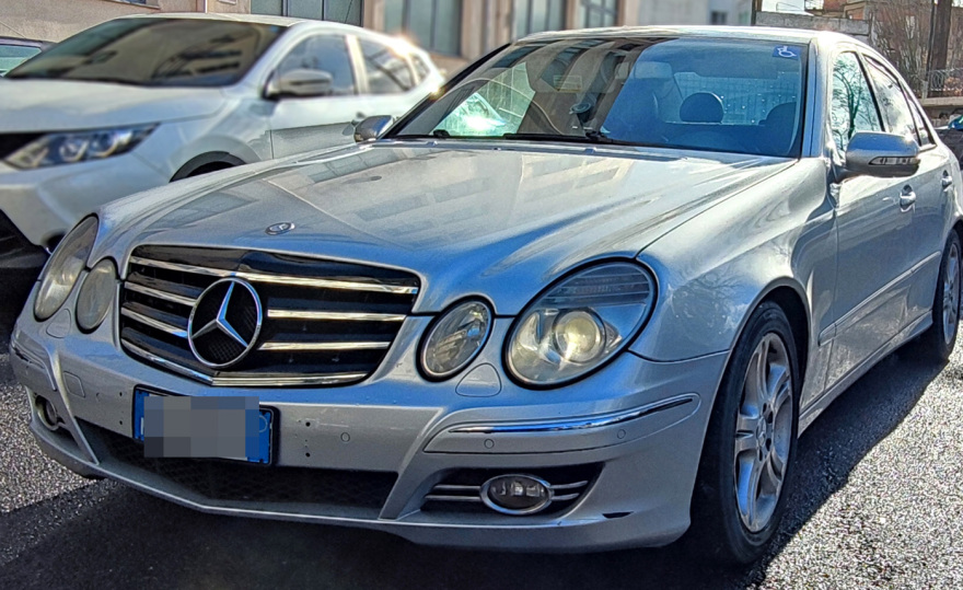 Ο διαβόητος κακοποιός με το ένα χέρι και ένα πόδι μέλος της συμμορίας των Αλβανών με τα Rolex - Φωτογραφίες