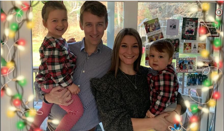 «Συγχωρώ τη γυναίκα μου, είχε κατάθλιψη», λέει ο άνδρας για τη μητέρα που στραγγάλισε τα 3 της παιδιά