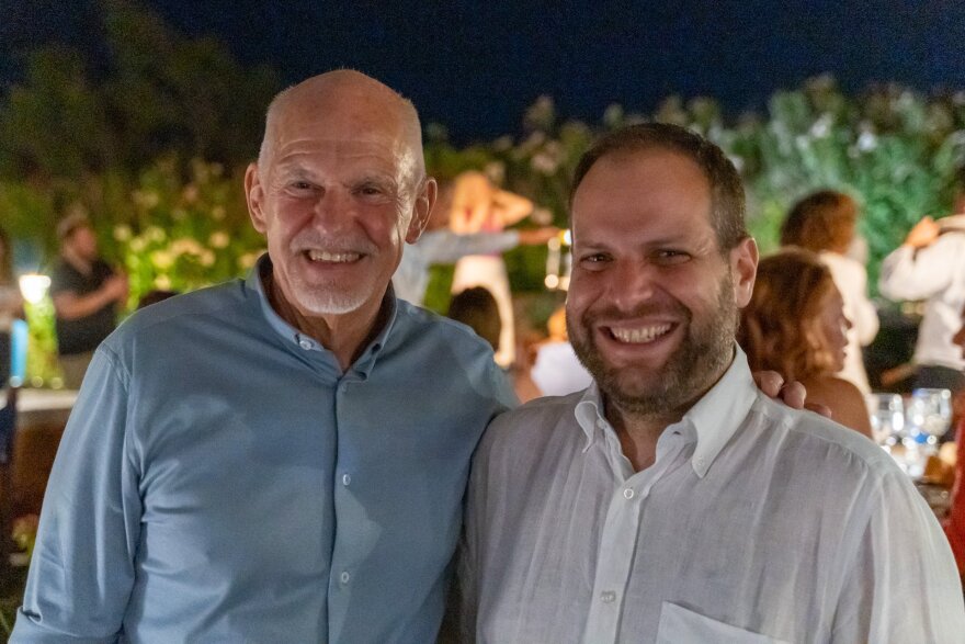 ΠΑΣΟΚ: Οι celebrity, τα παιδιά πολιτικών και το παρασκήνιο της συνεδρίασης για τις λίστες υποψηφίων